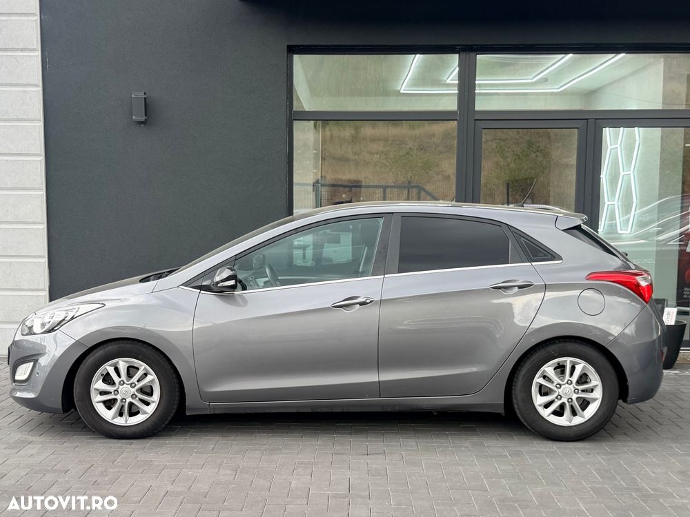 Hyundai i30 1.6 CRDI Comfort - 12