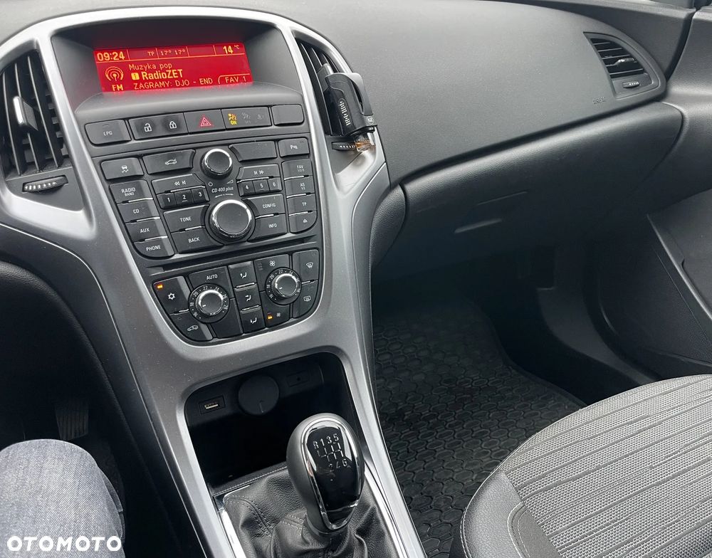 Opel Astra 1.4 T Enjoy EU6 - 12