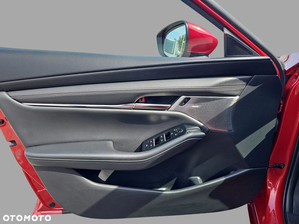 Mazda 3 2.0 mHEV Hikari - 10