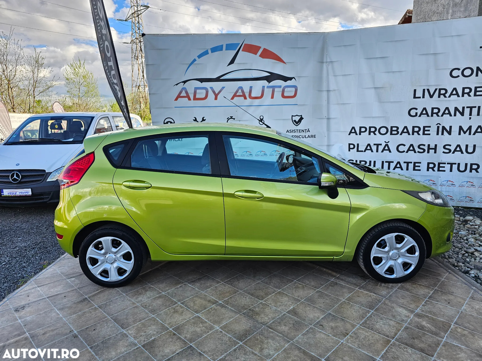 Ford Fiesta 1.4 TDCI Ambiente - 13