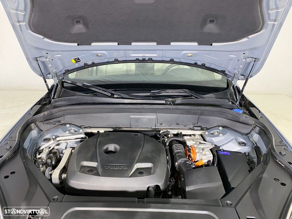 Volvo XC 90 2.0 T8 PHEV Inscription Expression AWD - 27
