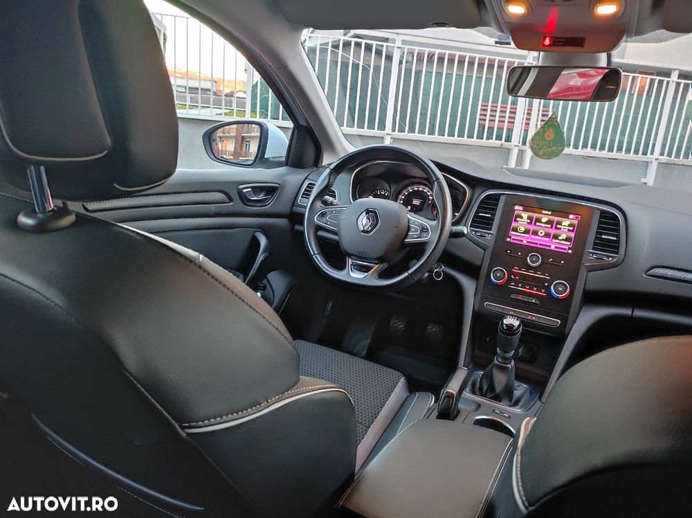 Renault Megane Energy dCi Zen - 16