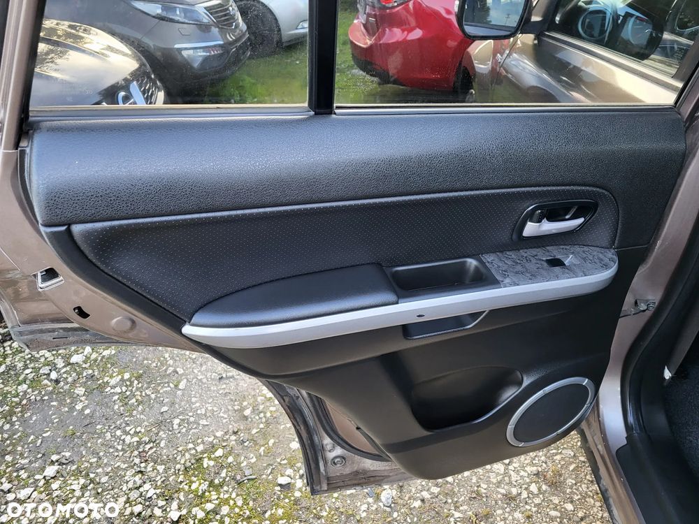 Suzuki Grand Vitara 1.9 DDiS X30 - 23