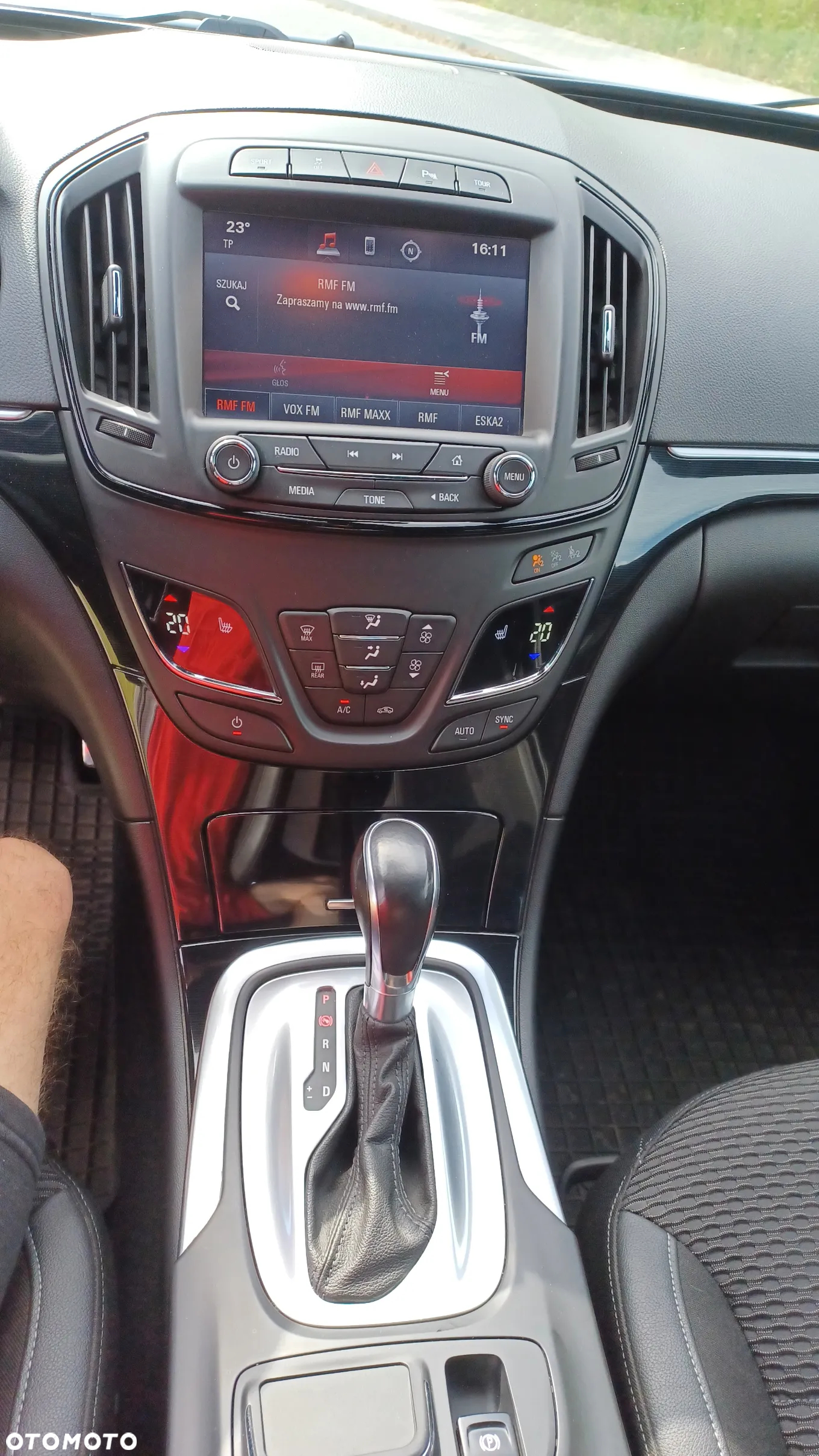 Opel Insignia 2.0 CDTI Edition - 9