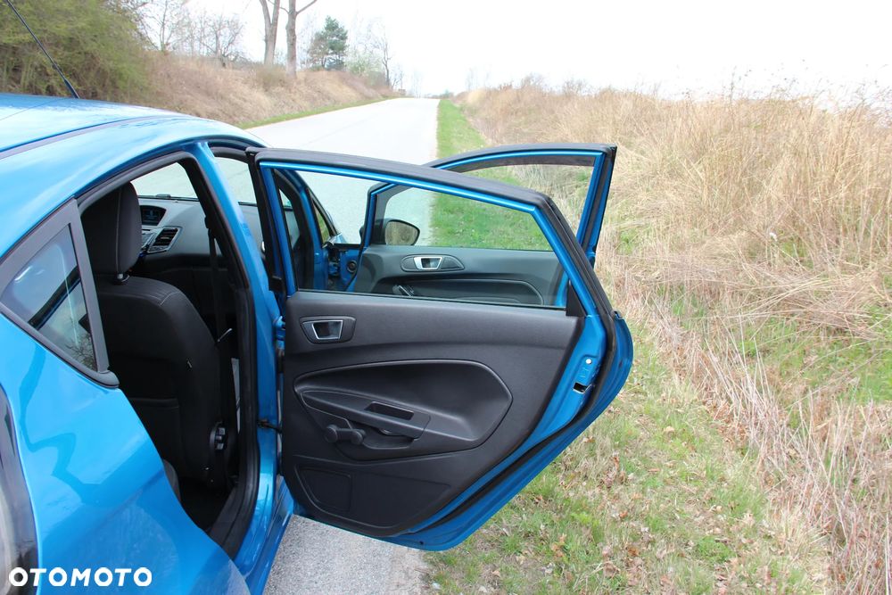 Ford Fiesta 1.6 Ti-VCT Titanium - 18