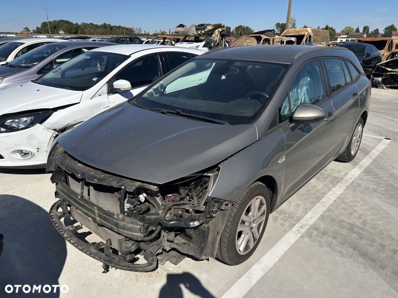 Opel Astra - 1