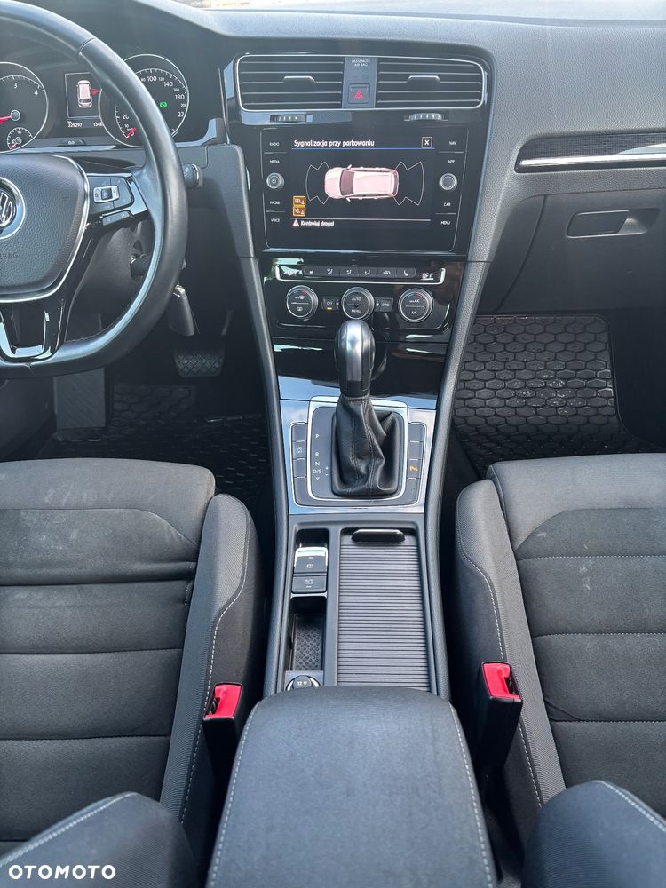 Volkswagen Golf 2.0 TDI SCR DSG Highline - 21