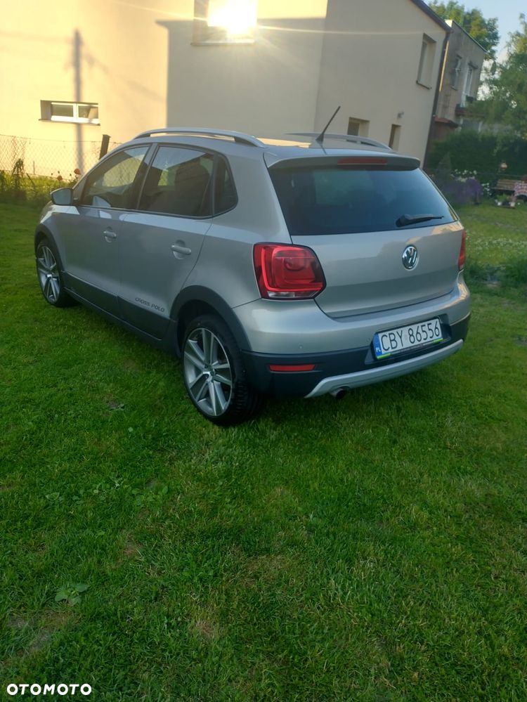 Volkswagen Polo 1.6 TDI Cross - 2
