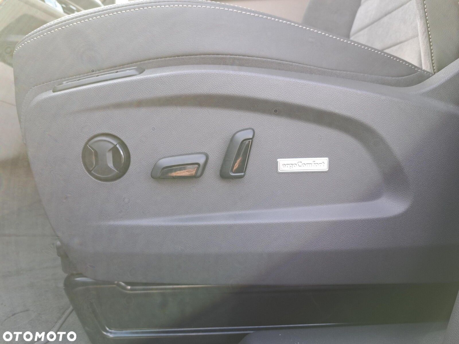 Volkswagen Multivan - 36