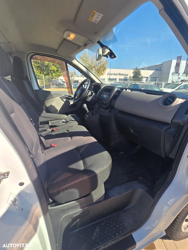Renault Trafic ENERGY Start &St. Grand Combi L2H1 Expression - 16