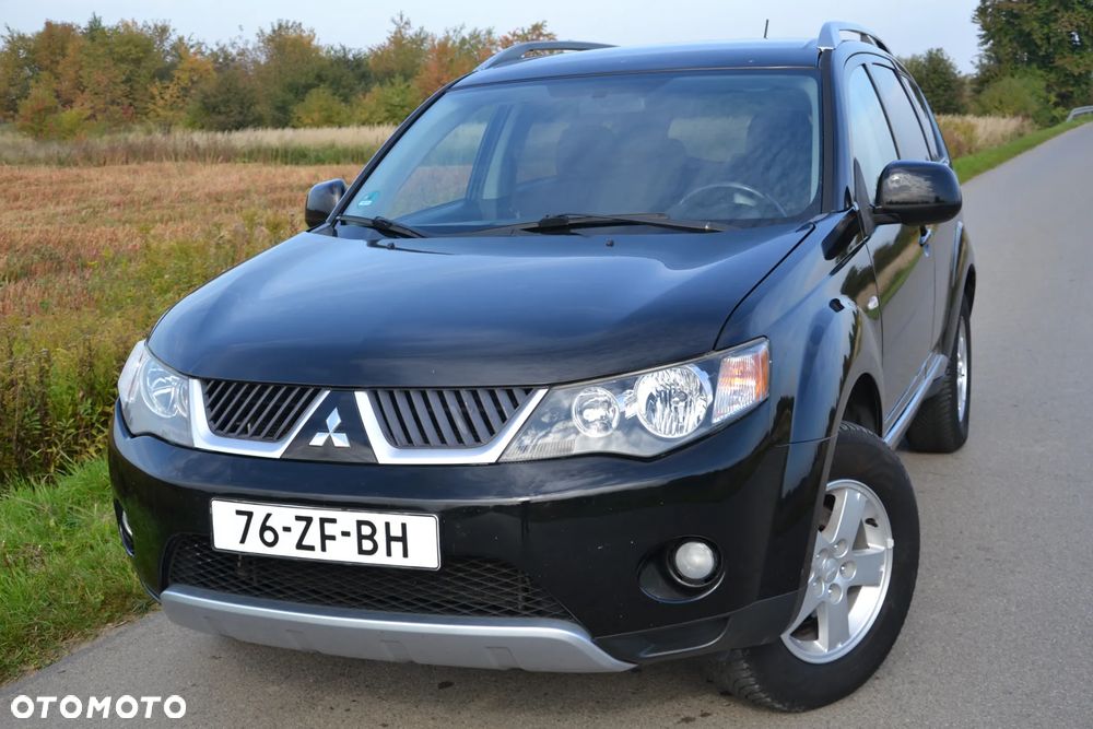 Mitsubishi Outlander 2.4 Invite 2WD - 30