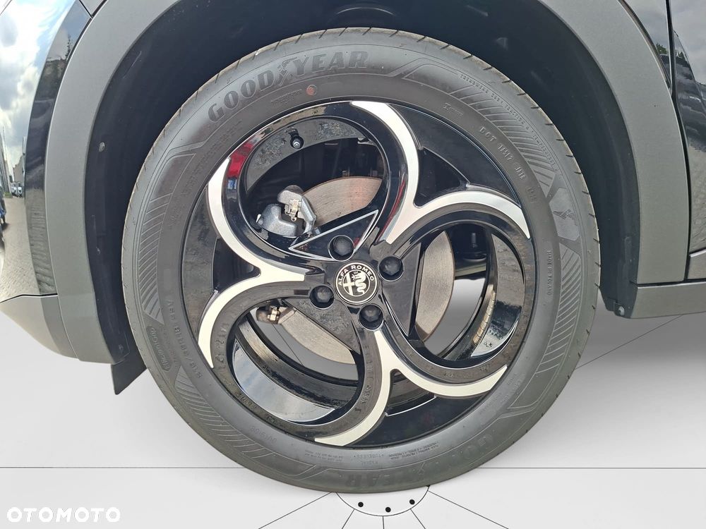 Alfa Romeo Junior 1.2 mHEV Ibrida Speciale eDCT - 9