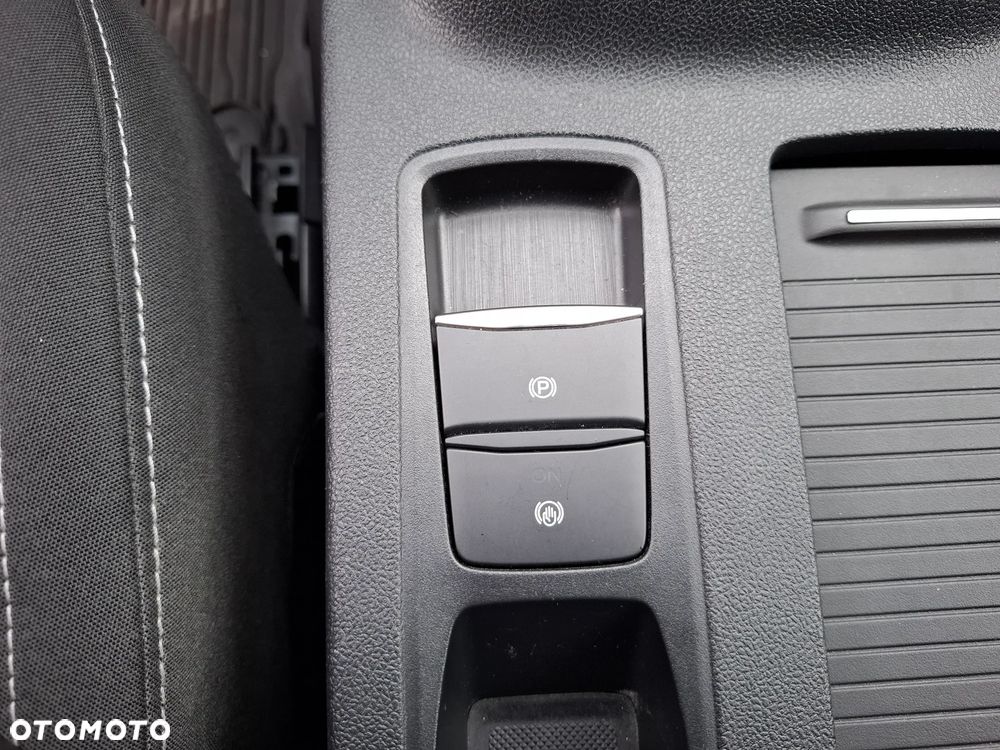 Ford Kuga 1.5 EcoBoost FWD Titanium ASS MMT6 - 15