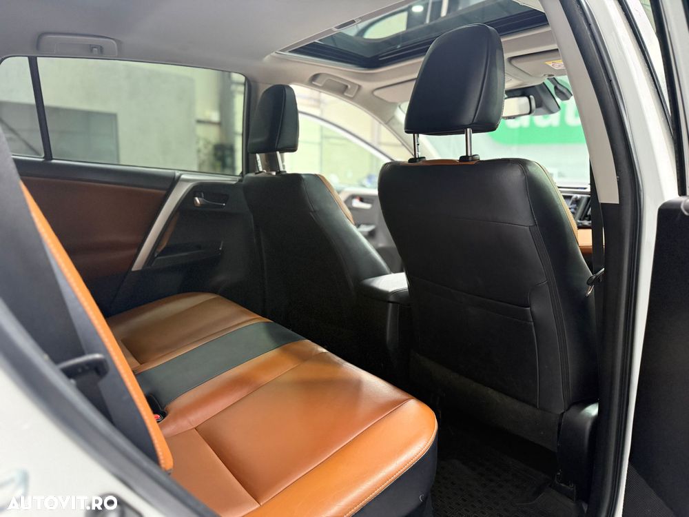 Toyota RAV4 2.5 VVT-i 4x4 Luxury - 20