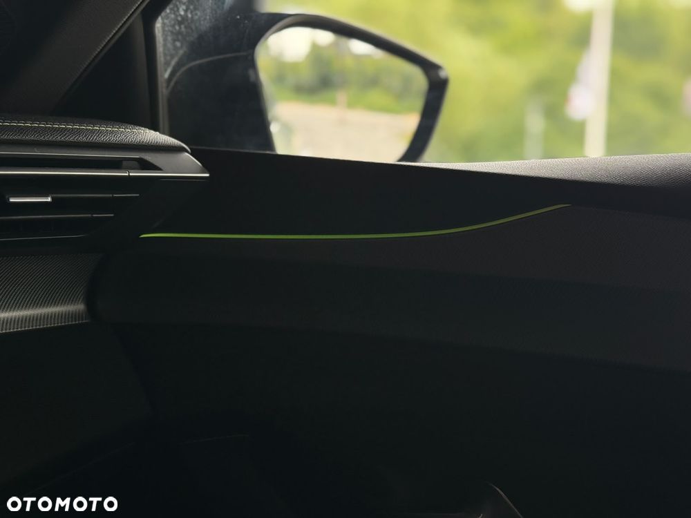 Peugeot 308 1.2 PureTech GT S&S EAT8 - 11