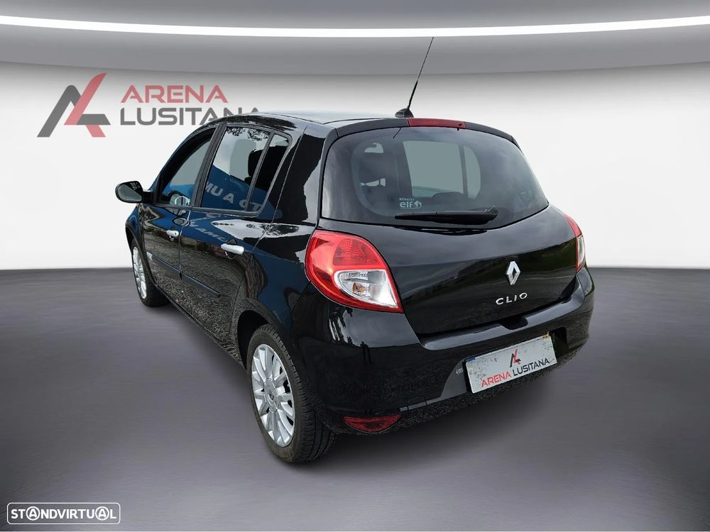 Renault Clio 1.2 16V Dynamique - 12