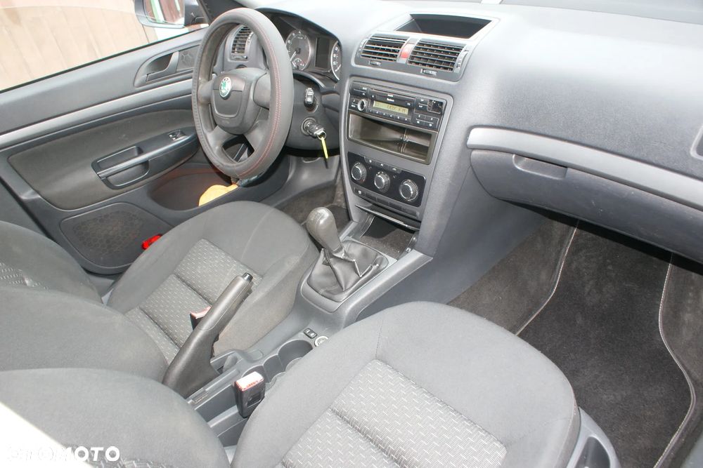 Skoda Octavia 1.6 - 7