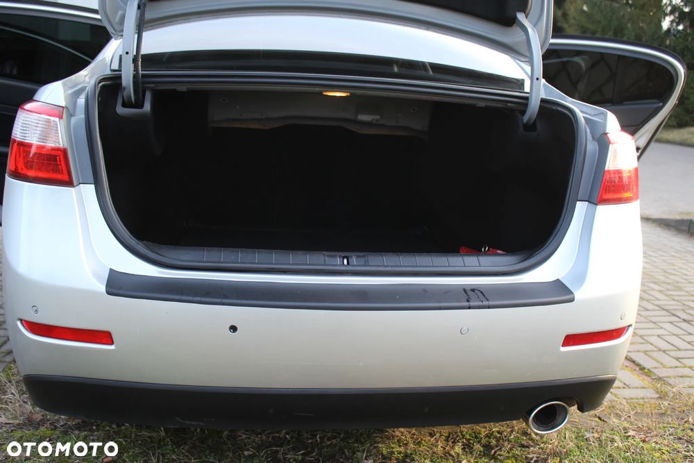 Renault Latitude - 8