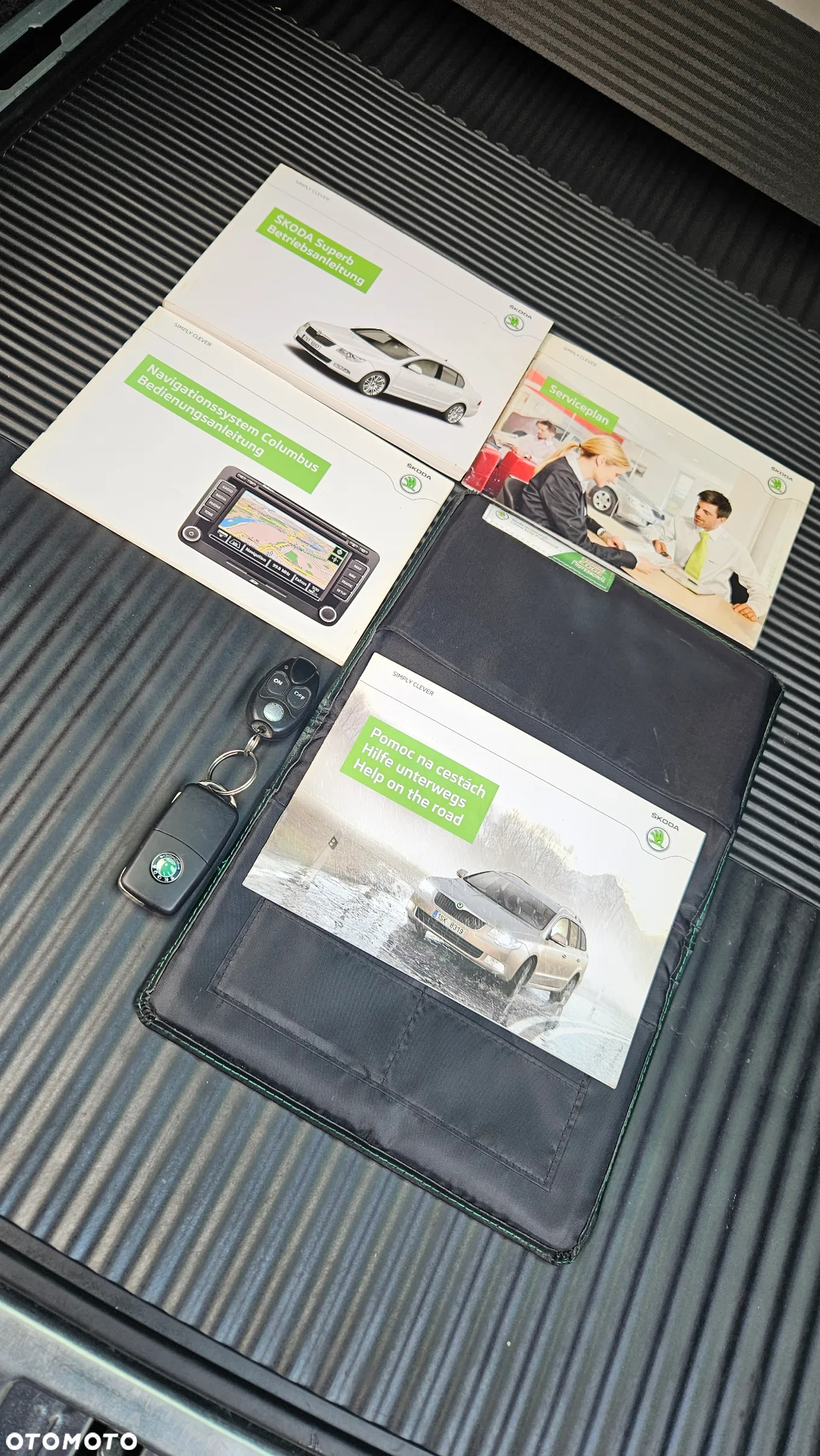 Skoda Superb 2.0 TDI L&K DSG - 27