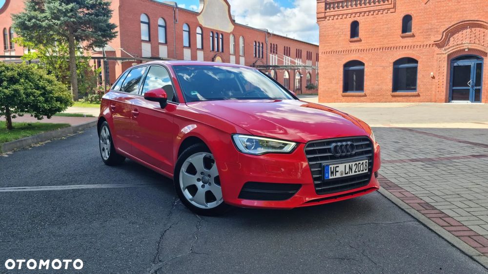 Audi A3 Sportback 1.4 TFSI Attraction - 2