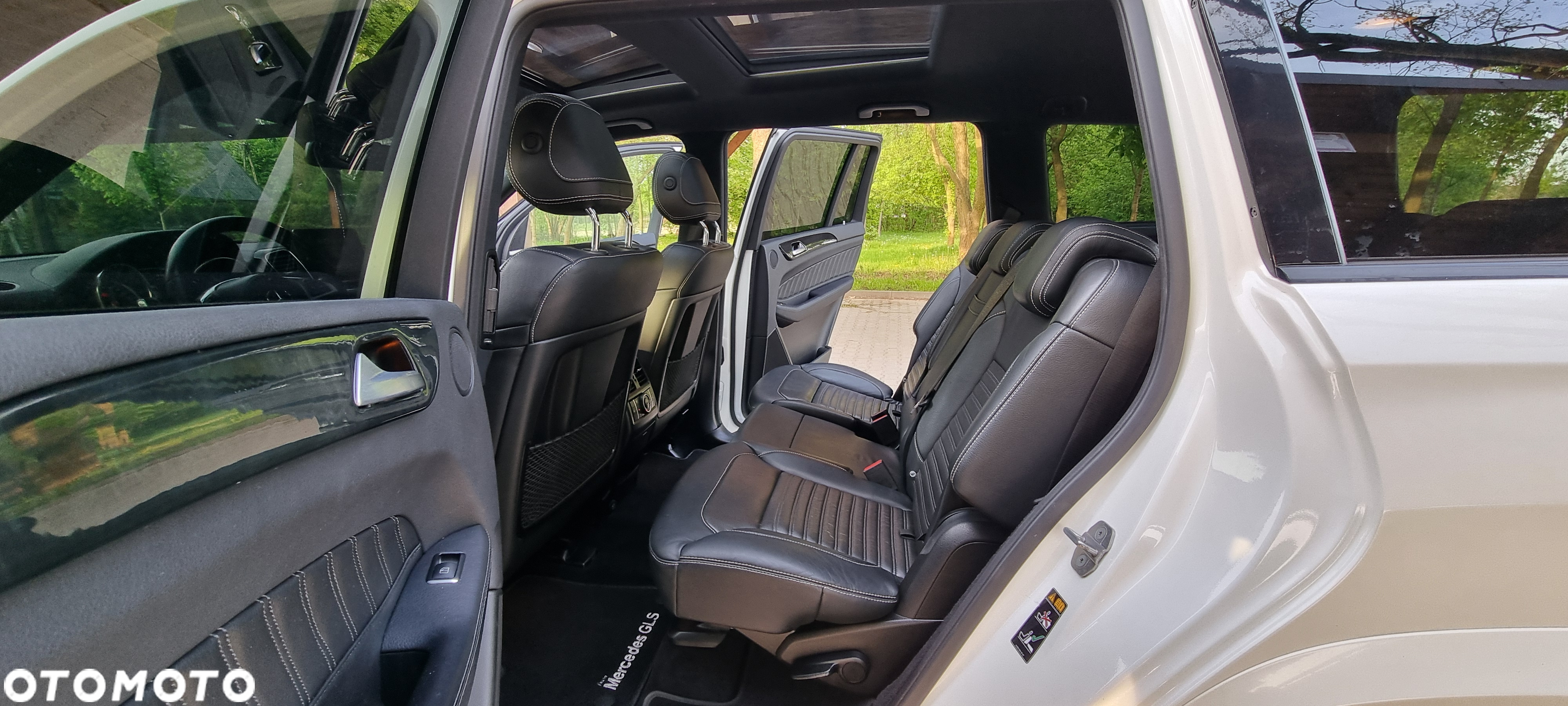 Mercedes-Benz GLS 350 d 4-Matic - 33
