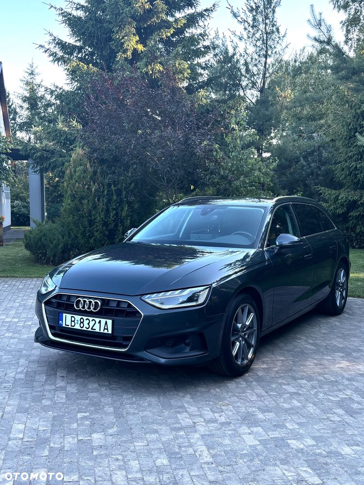 Audi A4 Avant 30 TDI S tronic - 13