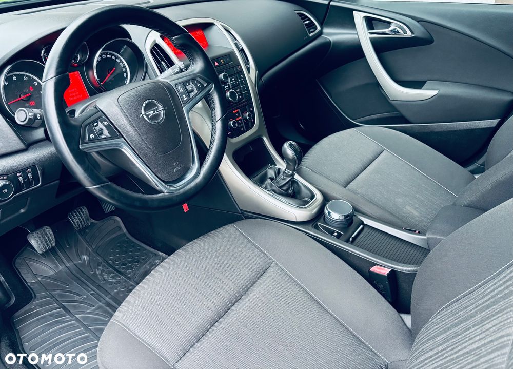 Opel Astra - 11