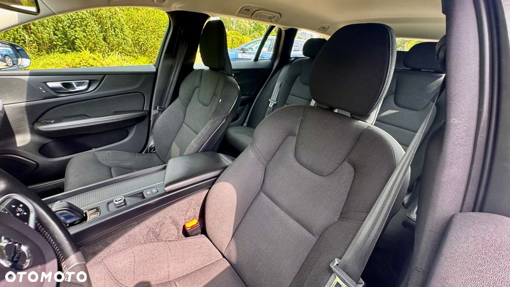 Volvo V60 B3 B DKG Core - 31
