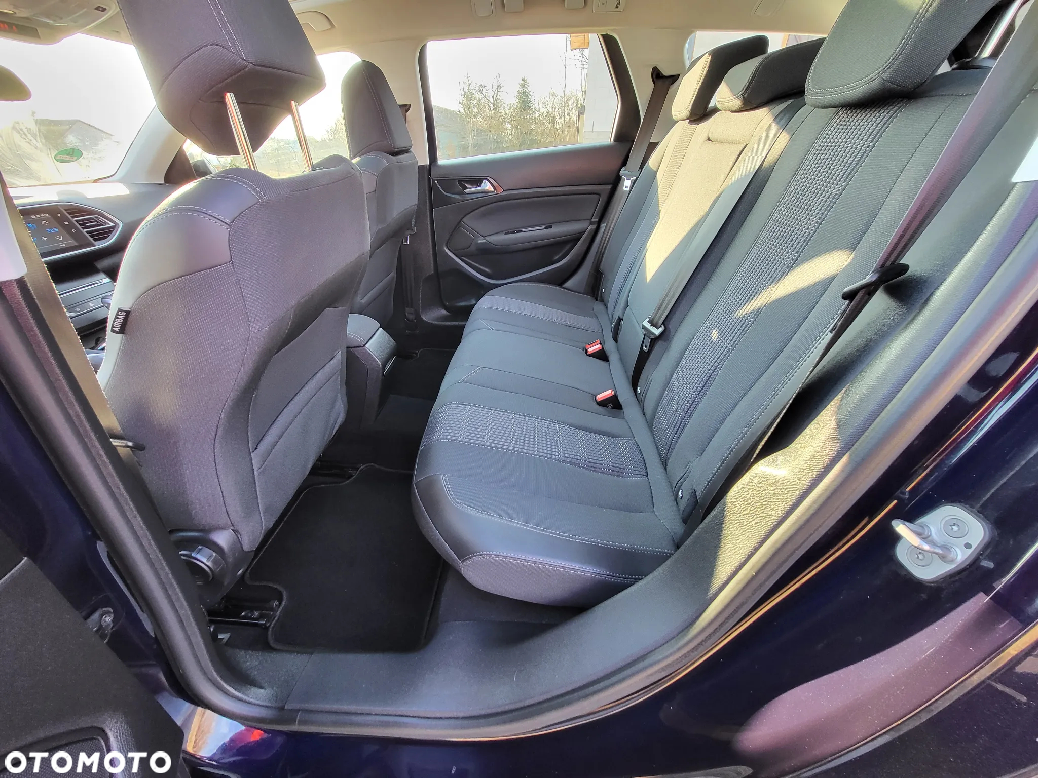 Peugeot 308 BlueHDi FAP 120 EAT6 Stop & Start Allure - 27