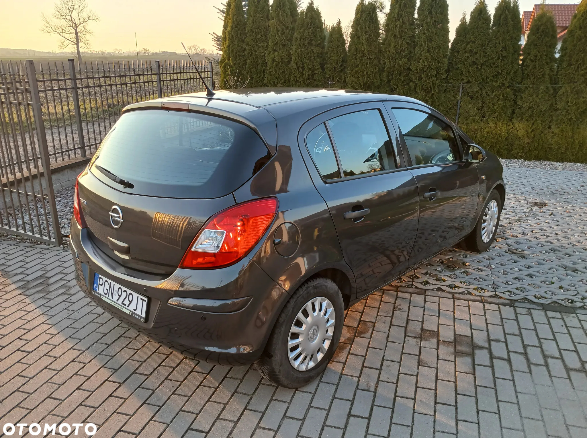 Opel Corsa - 4