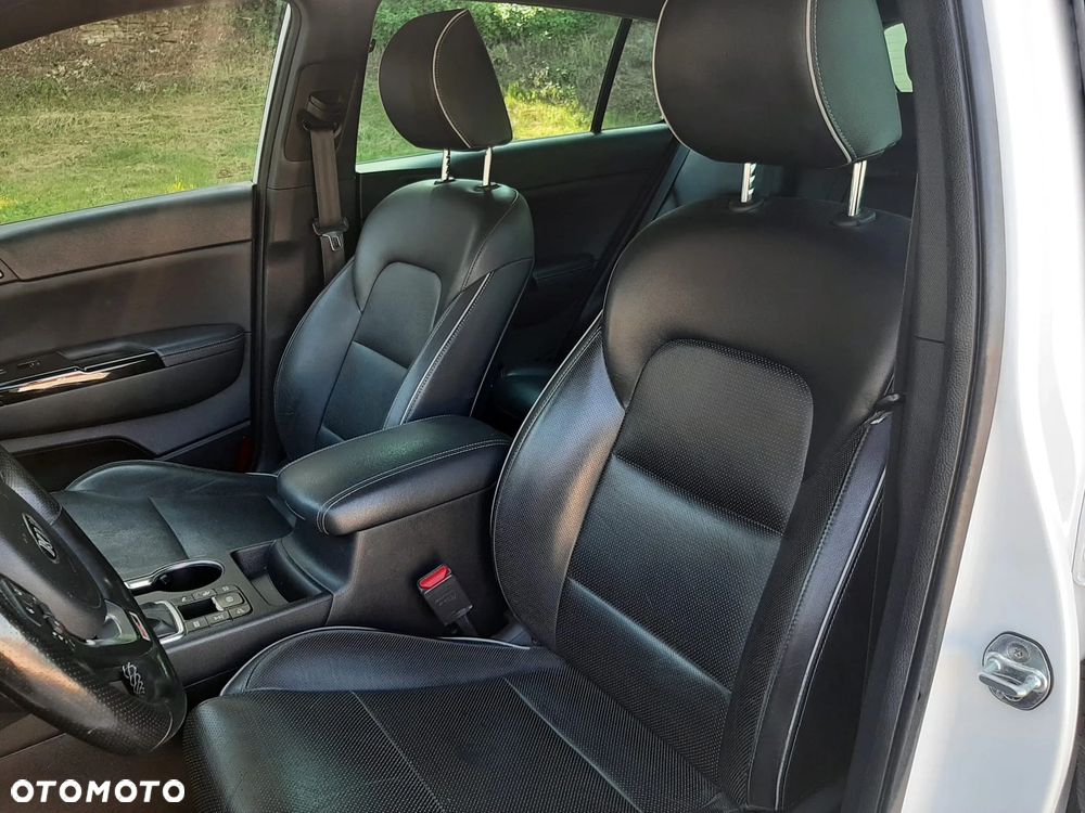 Kia Sportage 2,0 CRDI AWD GT Line - 22