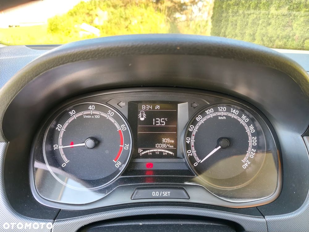Skoda Fabia - 8