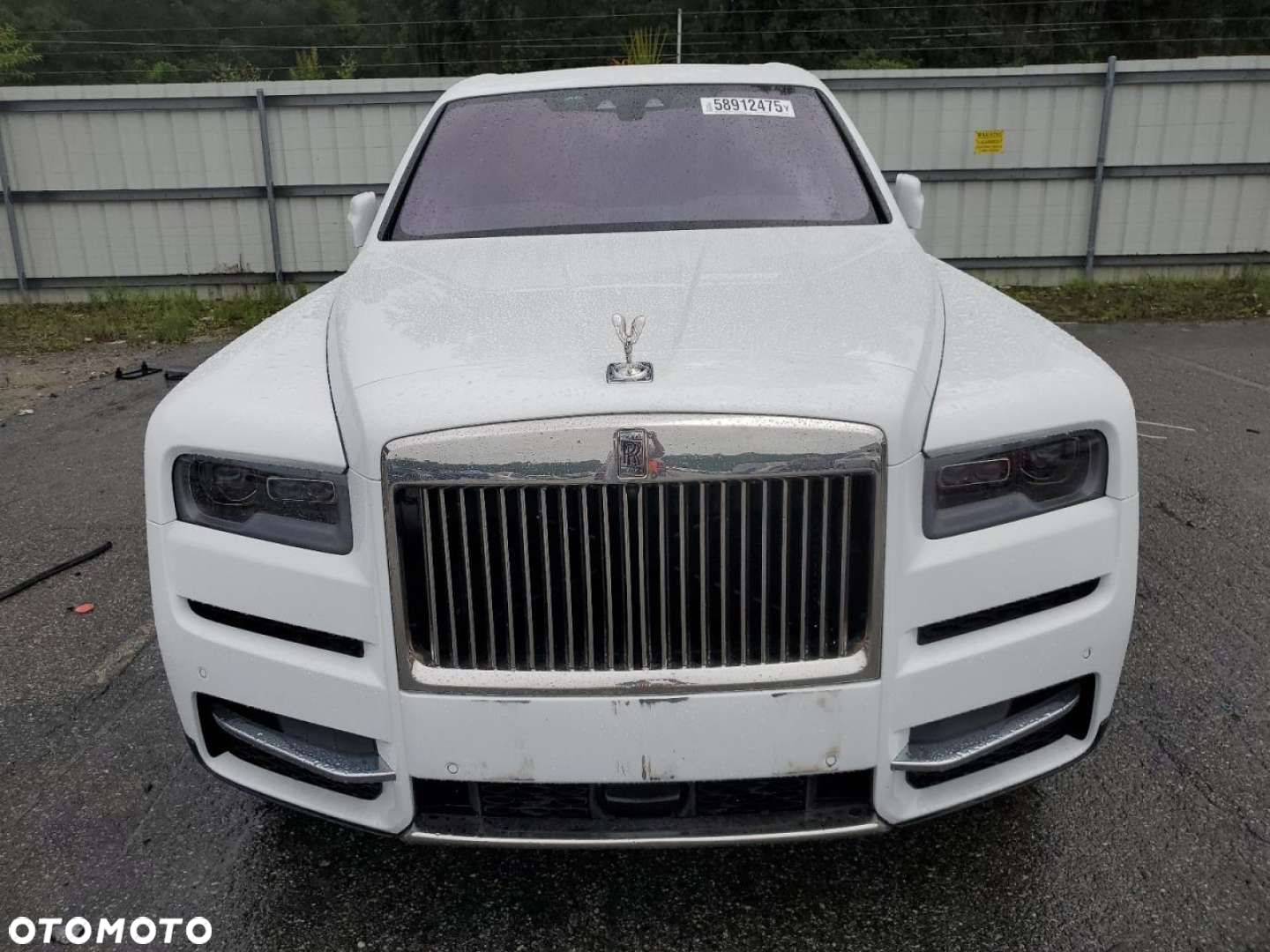 Rolls-Royce Cullinan - 6
