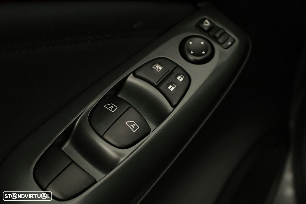 Nissan Juke 1.0 DIG-T N-Connecta - 18