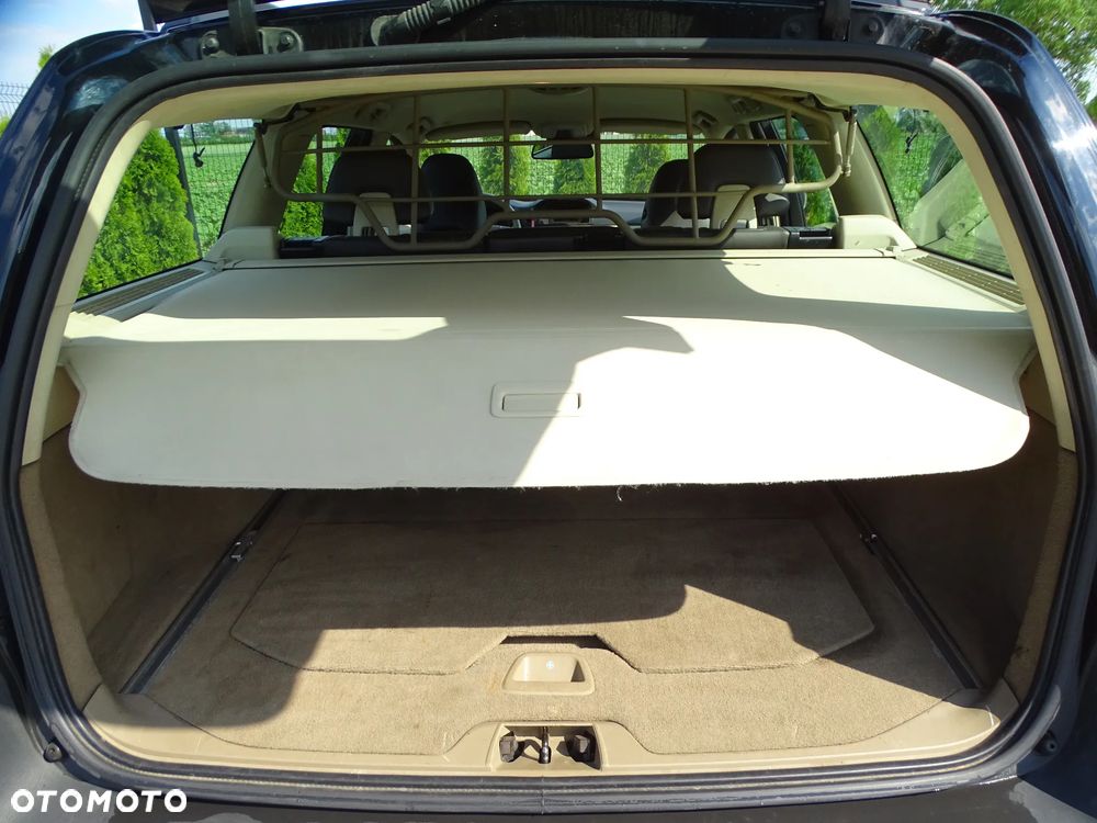 Volvo XC 70 D4 AWD Momentum EU6 - 24