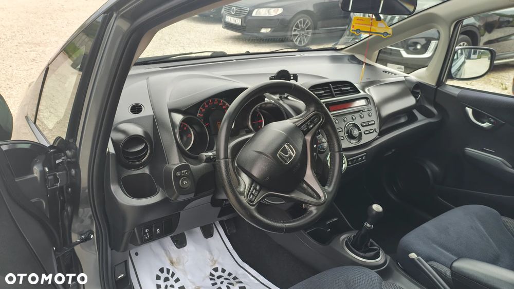 Honda Jazz 1.4 Executive - 26