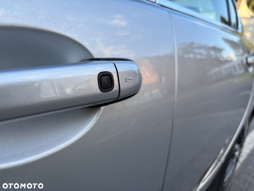 Jaguar XF 3.0 T AWD Premium Luxury - 13