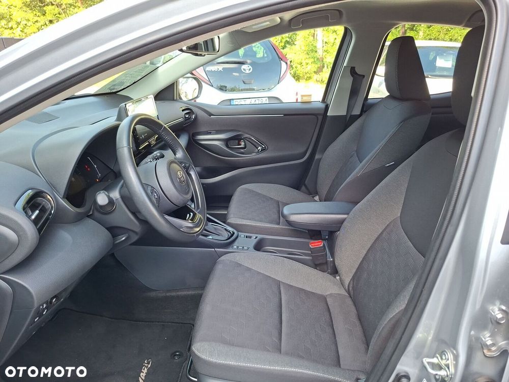 Toyota Yaris Hybrid 1.5 Style - 10