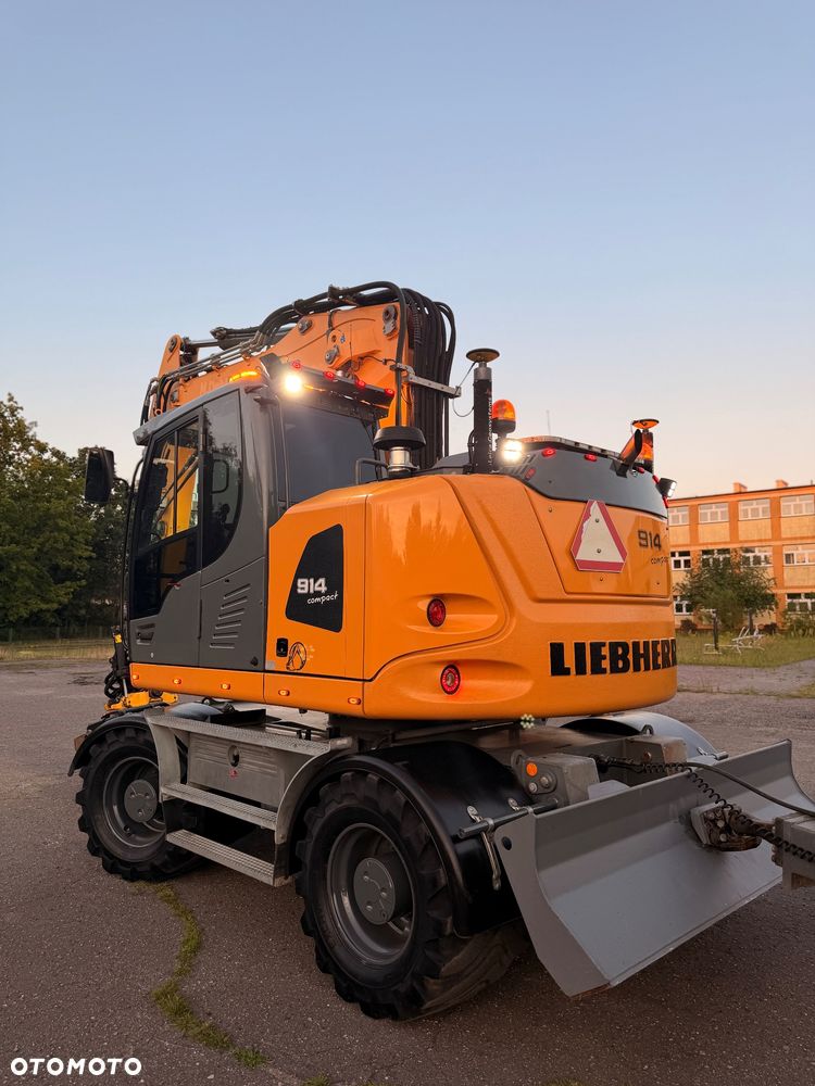 Liebherr A914 Compact - 5