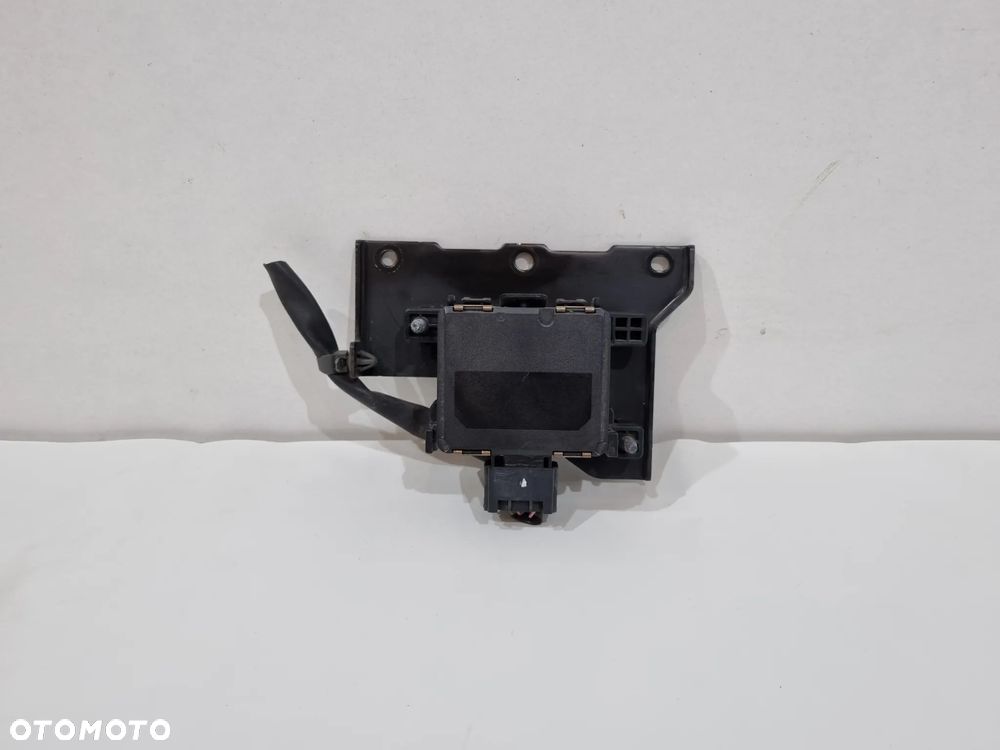 KIA STONIC CZUJNIK RADAR SENSOR H8956-51100 - 1