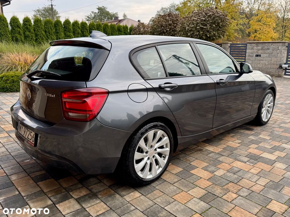 BMW Seria 1 118d Sport Line - 6
