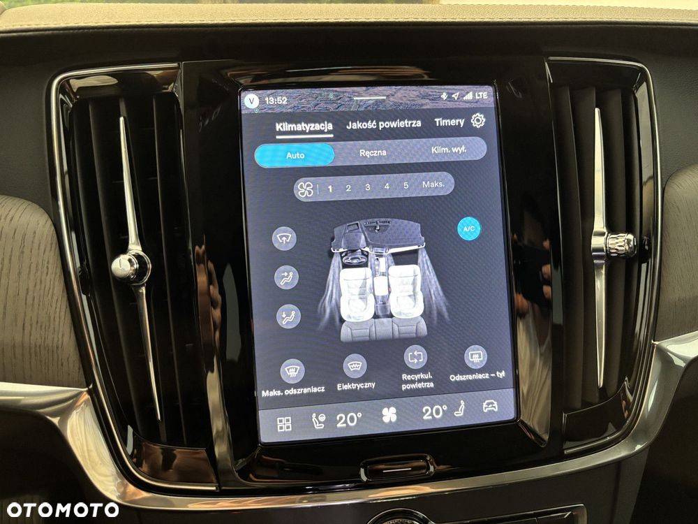 Volvo V90 - 25
