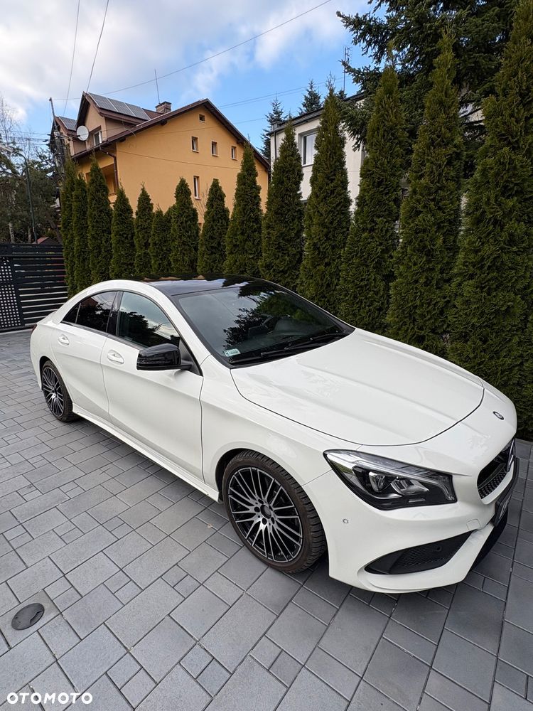 Mercedes-Benz CLA 220 4-Matic - 1