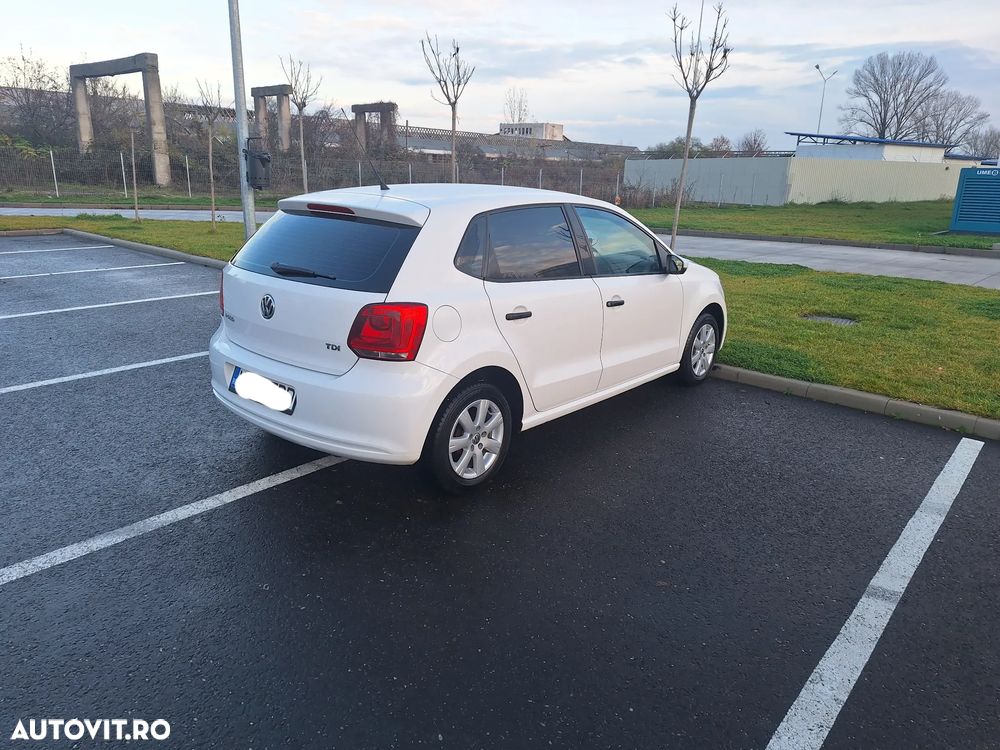 Volkswagen Polo - 4