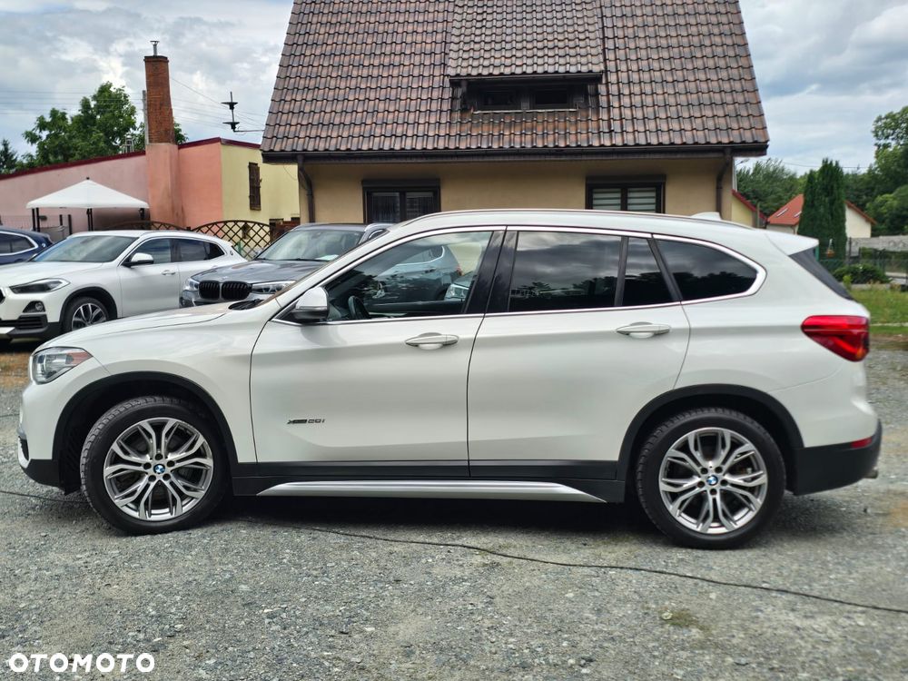BMW X1 xDrive25i xLine - 20