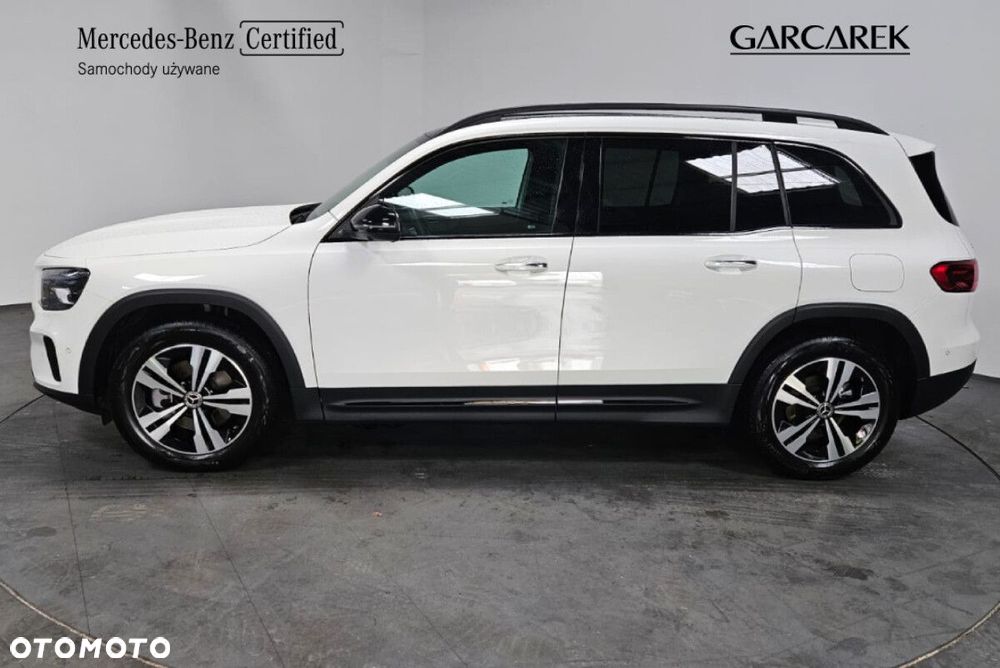 Mercedes-Benz GLB - 8