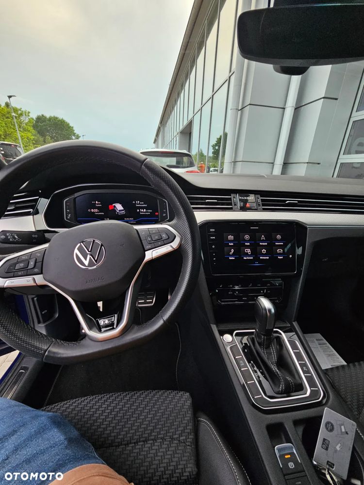 Volkswagen Passat 2.0 TSI Elegance DSG - 9