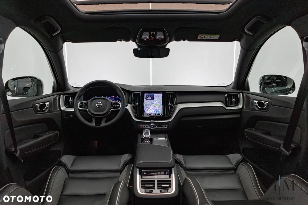 Volvo XC 60 B4 D AWD Ultimate Dark - 13