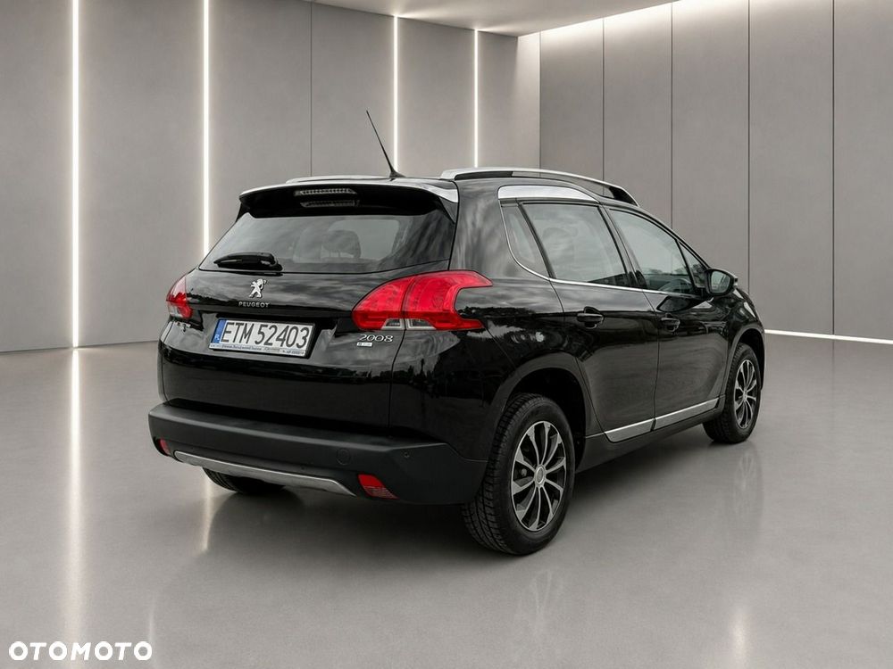 Peugeot 2008 1.6 e-HDi Allure S&S - 4