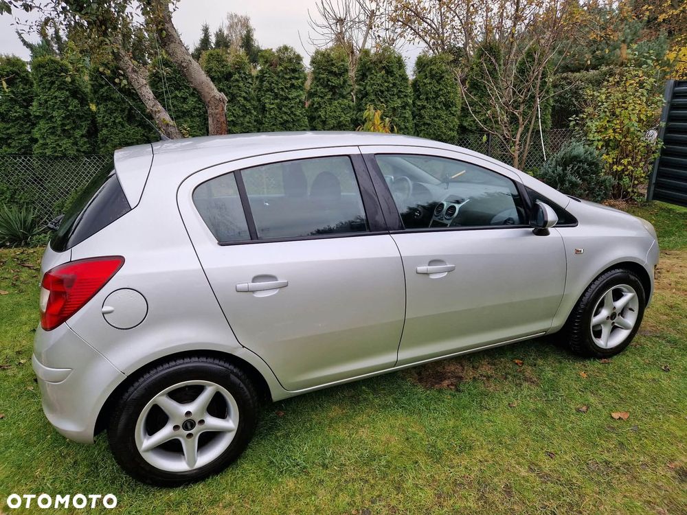 Opel Corsa - 2